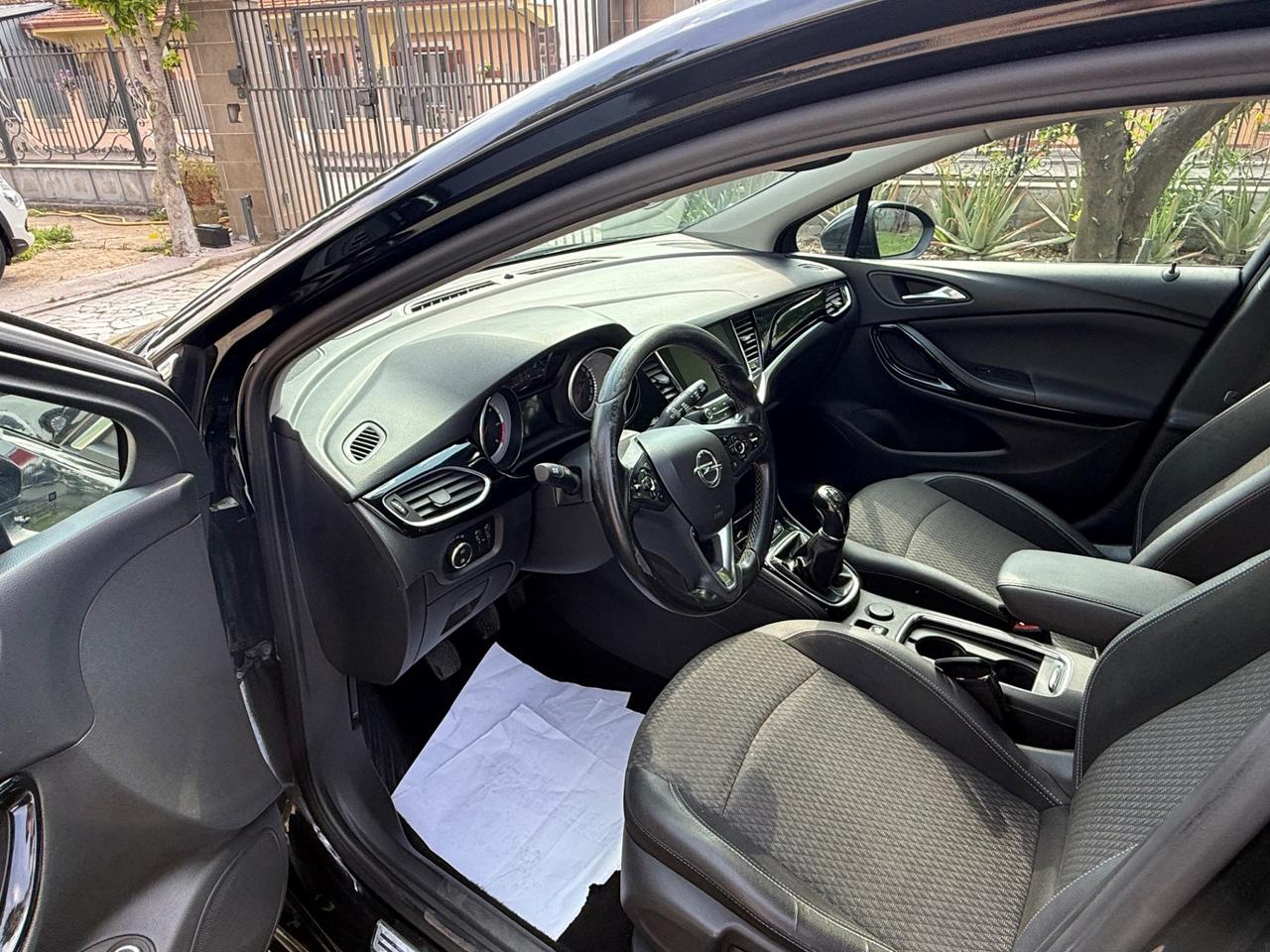 Opel Astra 1.6 BiTurbo CDTi Start&Stop Sports Tourer Innovation