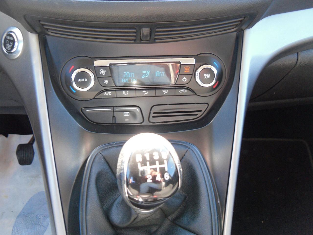 Ford Kuga 2.0 TDCI 140 CV Titanium