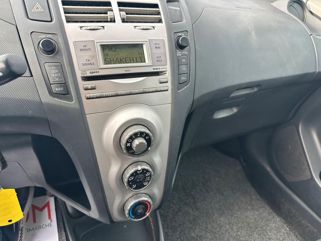 Toyota Yaris 1.0 5 porte