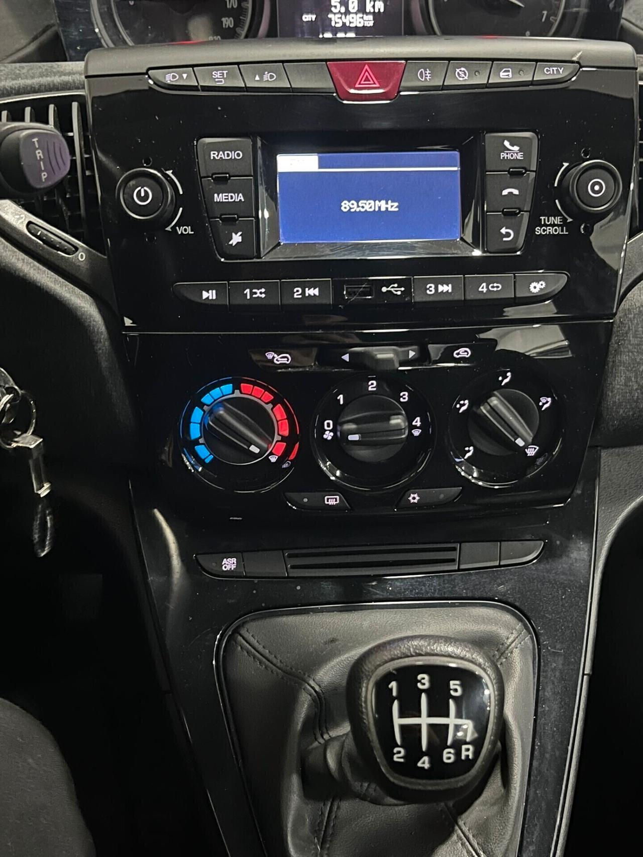 Lancia Ypsilon 1.0 5 porte S&S Benzina Hybrid Ecochic Gold