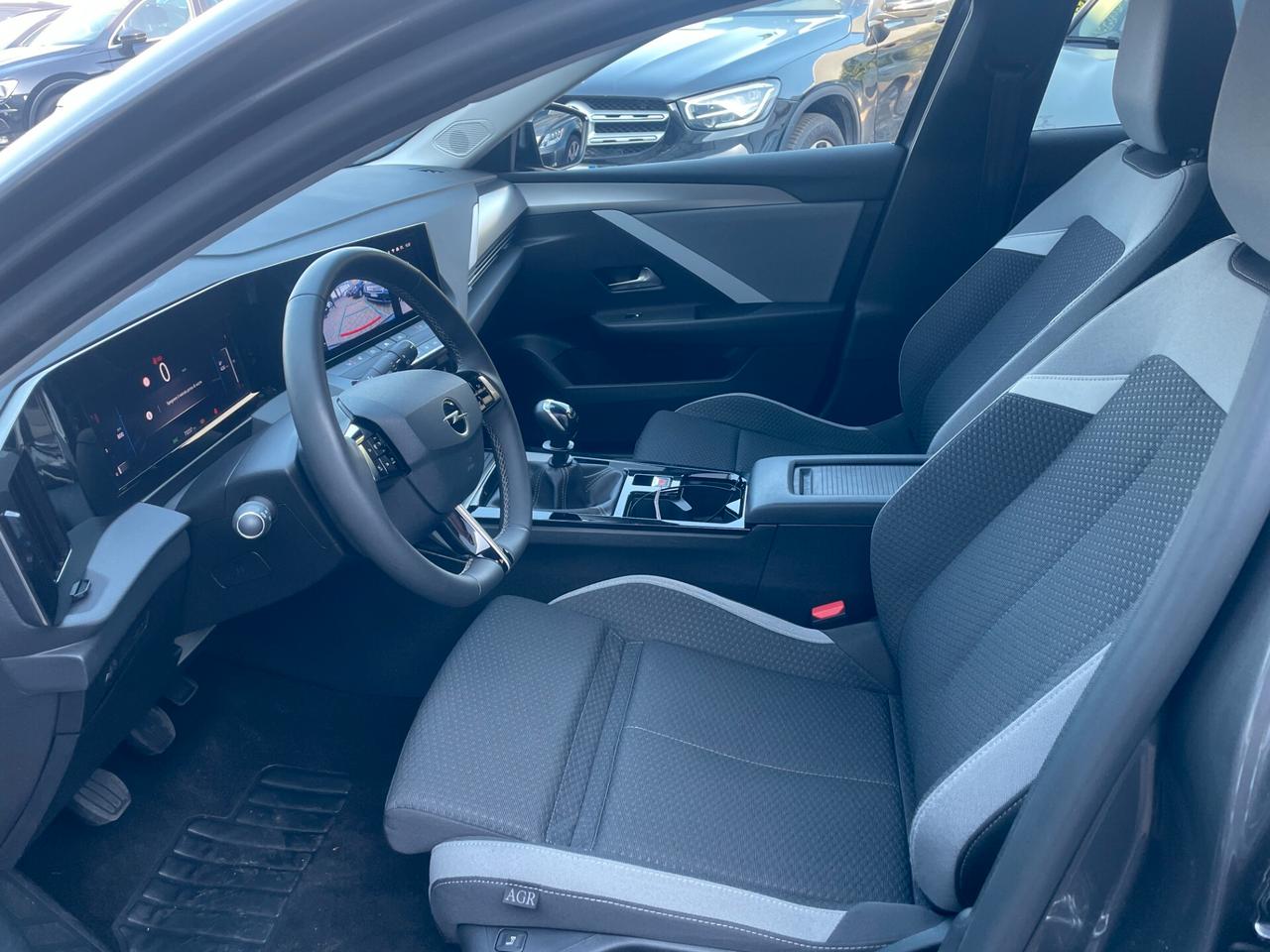 Opel Astra 1.2 Turbo 110 CV Sports Tourer Edition