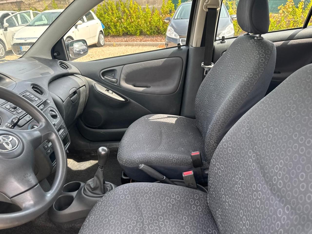 Toyota Yaris 1.0benzina 119MILA KM