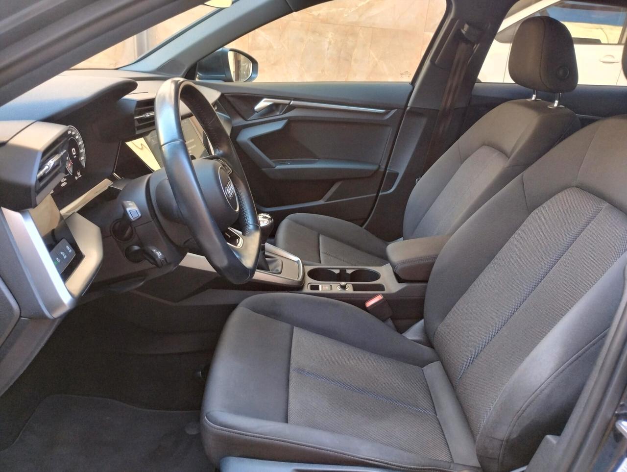Audi A3 SPB 30 TDI Business Advanced