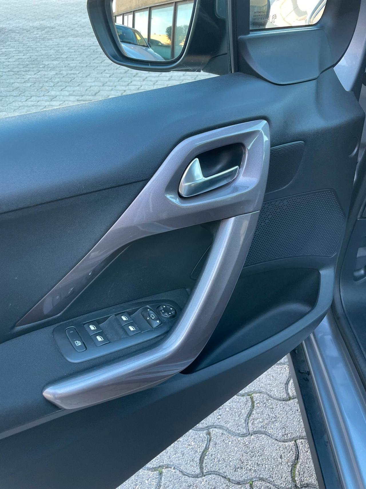 Peugeot 2008 1.4 HDi 68CV Active