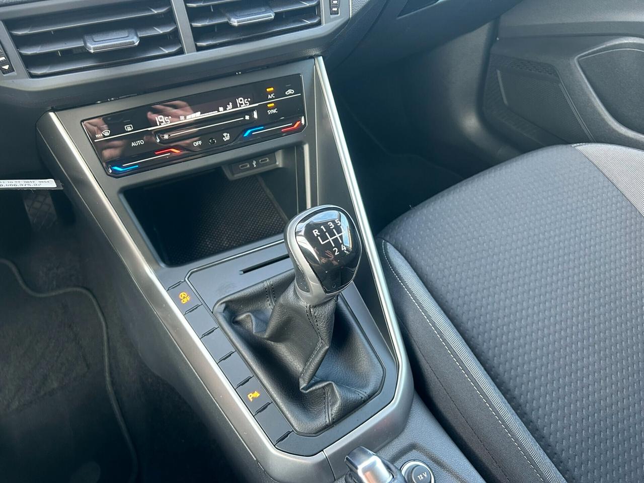 Volkswagen Polo 1.0 TSI 95CV Life - OK NEOPATENTATI
