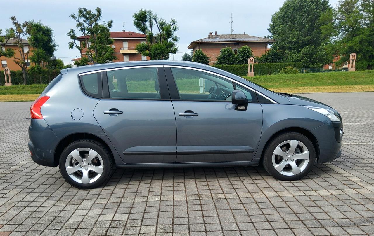 Peugeot 3008 1.6 e-HDi 112CV cambio robotizzato S.&S. Business