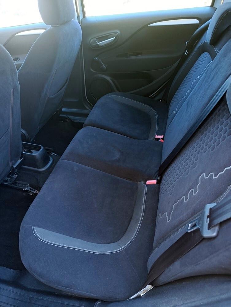 Fiat Punto 1.4 8V 5 porte METANO CASA MADRE