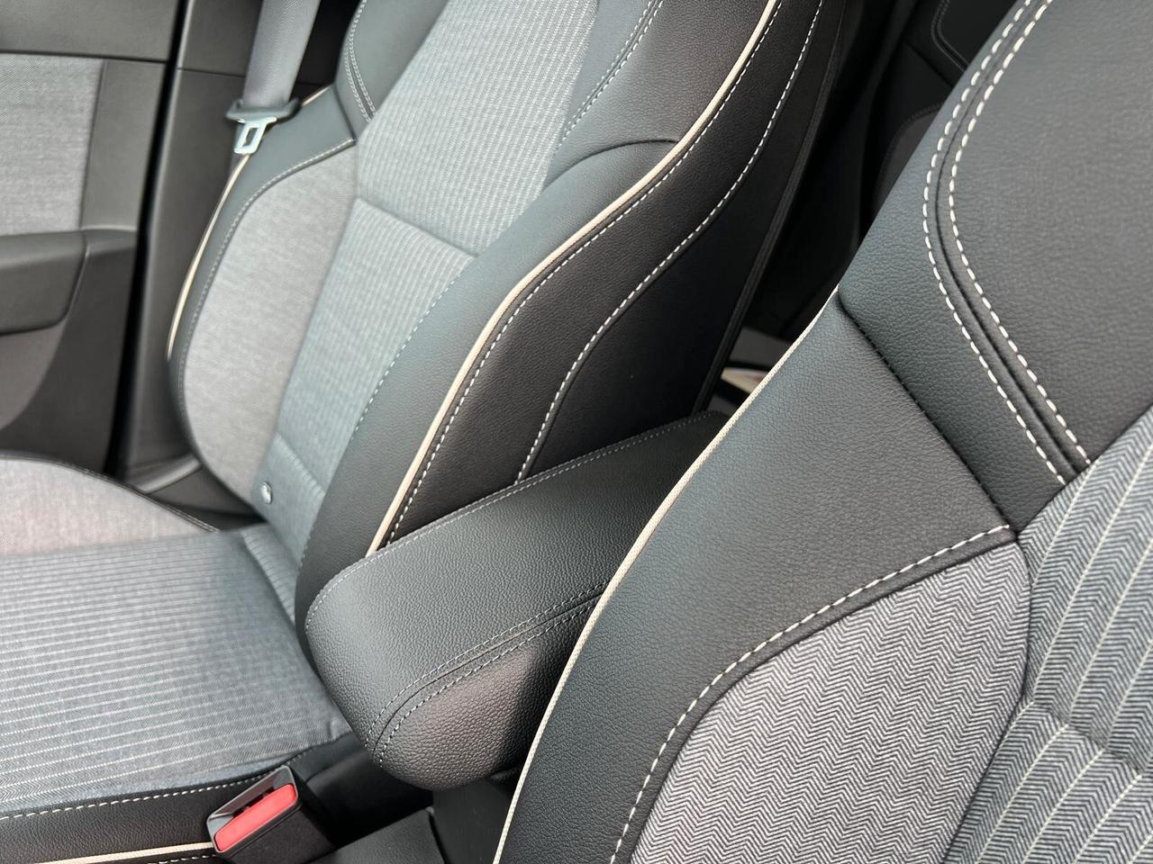 Renault Clio ECO-G 100 CV 5 porte Techno