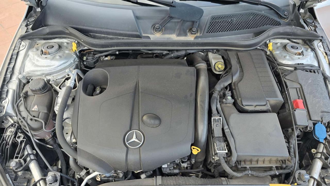 Mercedes-benz CLA 200 d S.W. Automatic Premium