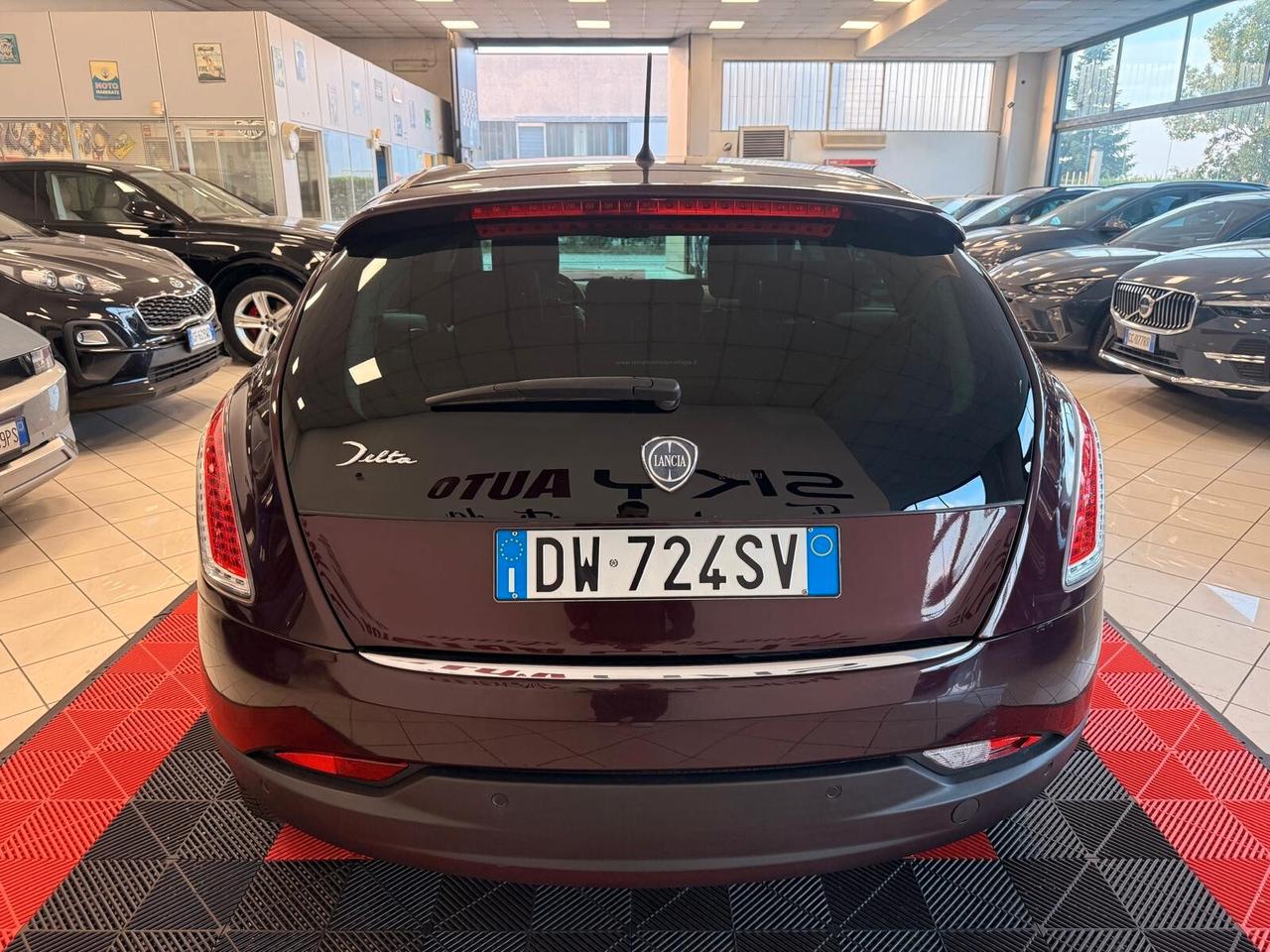 Lancia Delta 1.6 MJT DPF Oro