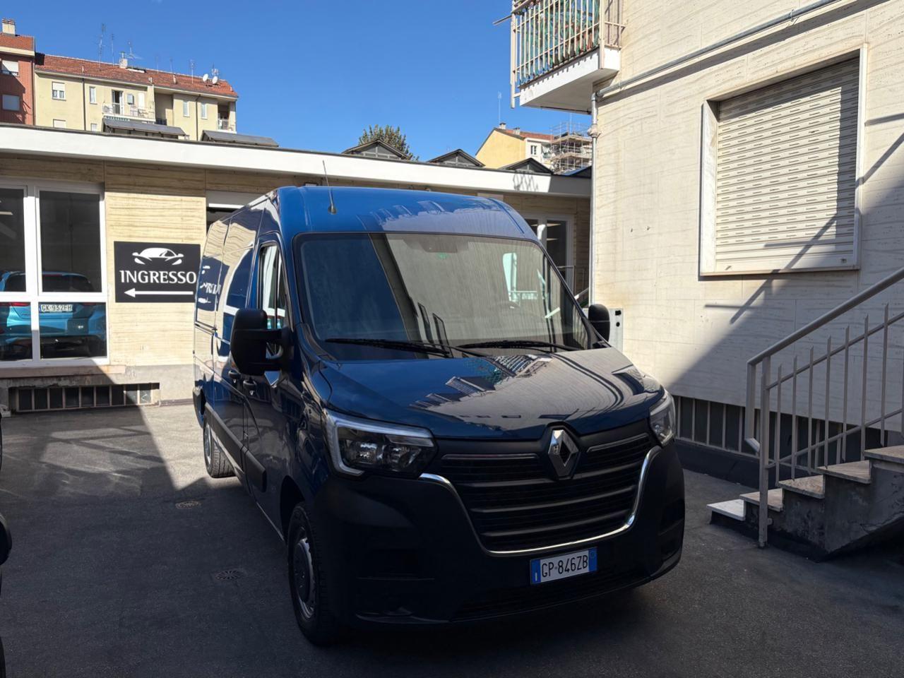 Renault Master T33 2.3 dCi 135 PM-TM Furgone Start €17500 +IVA