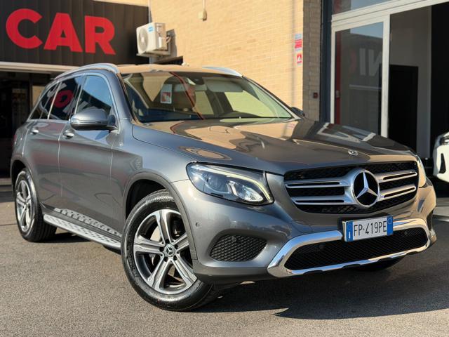 MERCEDES-BENZ GLC 220 d 4Matic Business SPORT (FULL OPTIONAL)