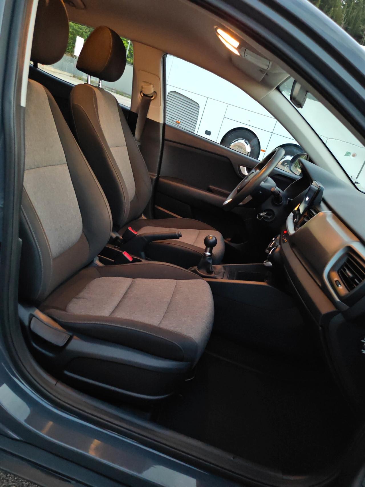 Kia Stonic 1.2 DPI Style