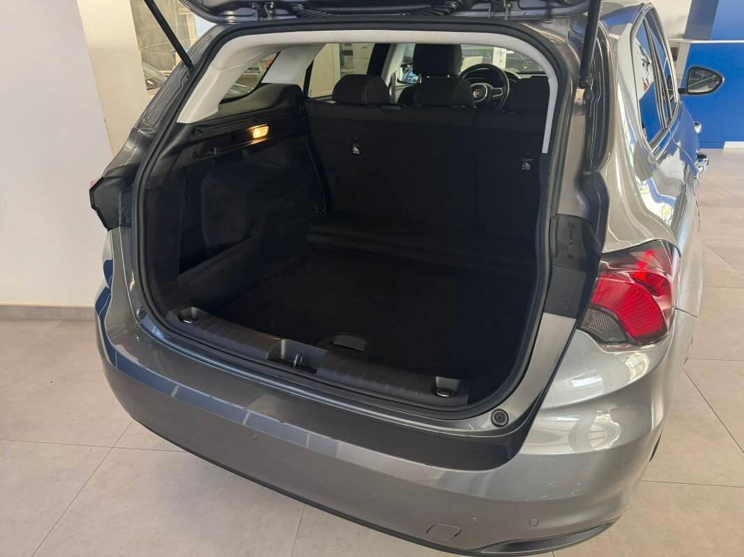 Fiat Tipo 1.6 mjt Business s&s 120cv dct my20