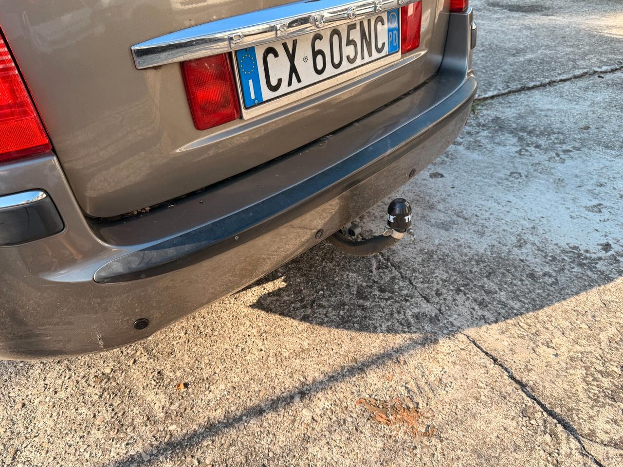 Peugeot 407 HDI Gancio traino 16 quintali