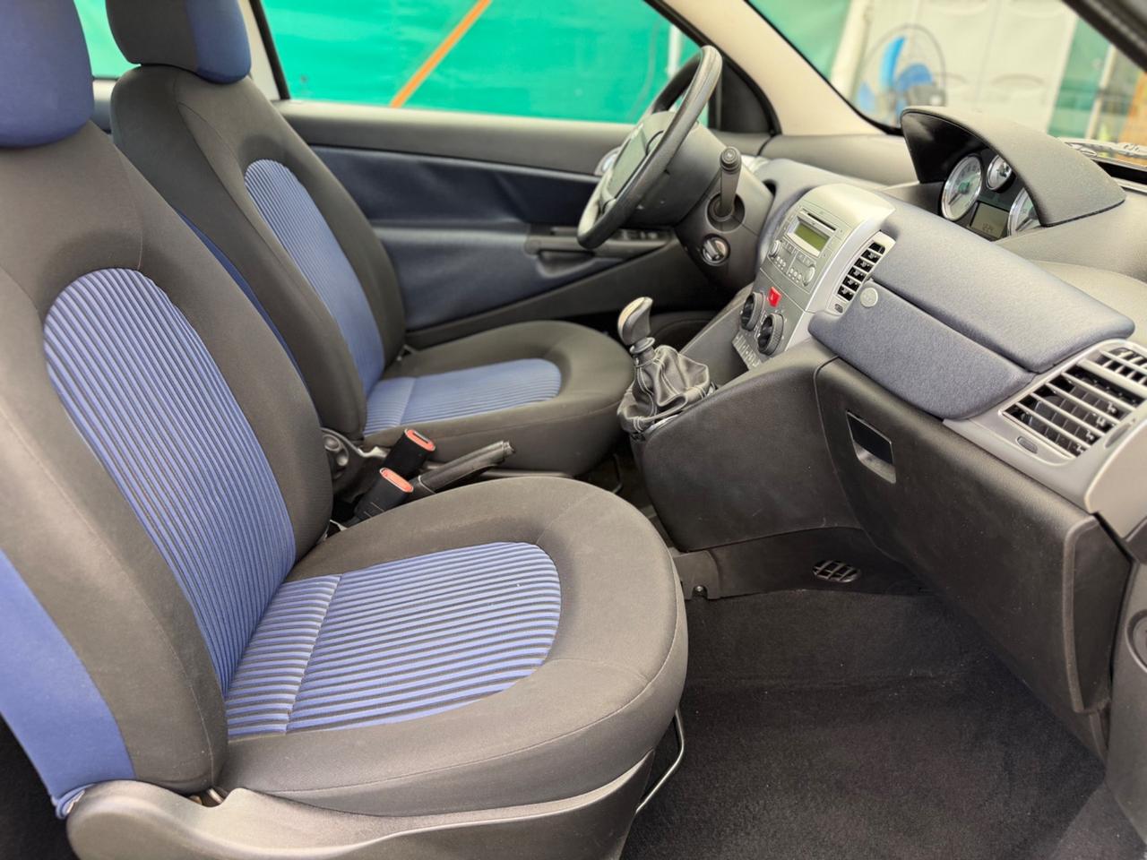 Lancia Ypsilon 1.2 Argento