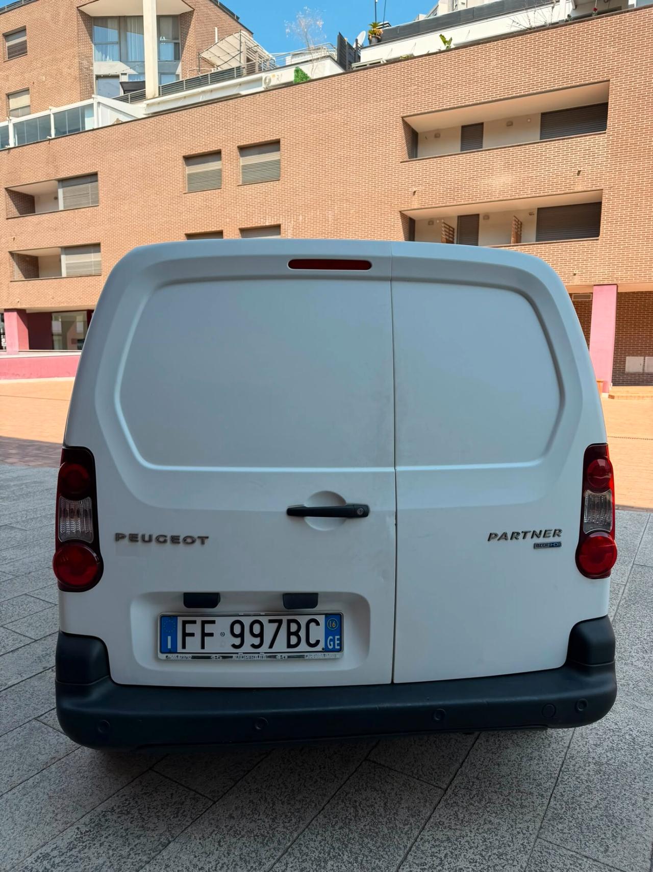 Peugeot
