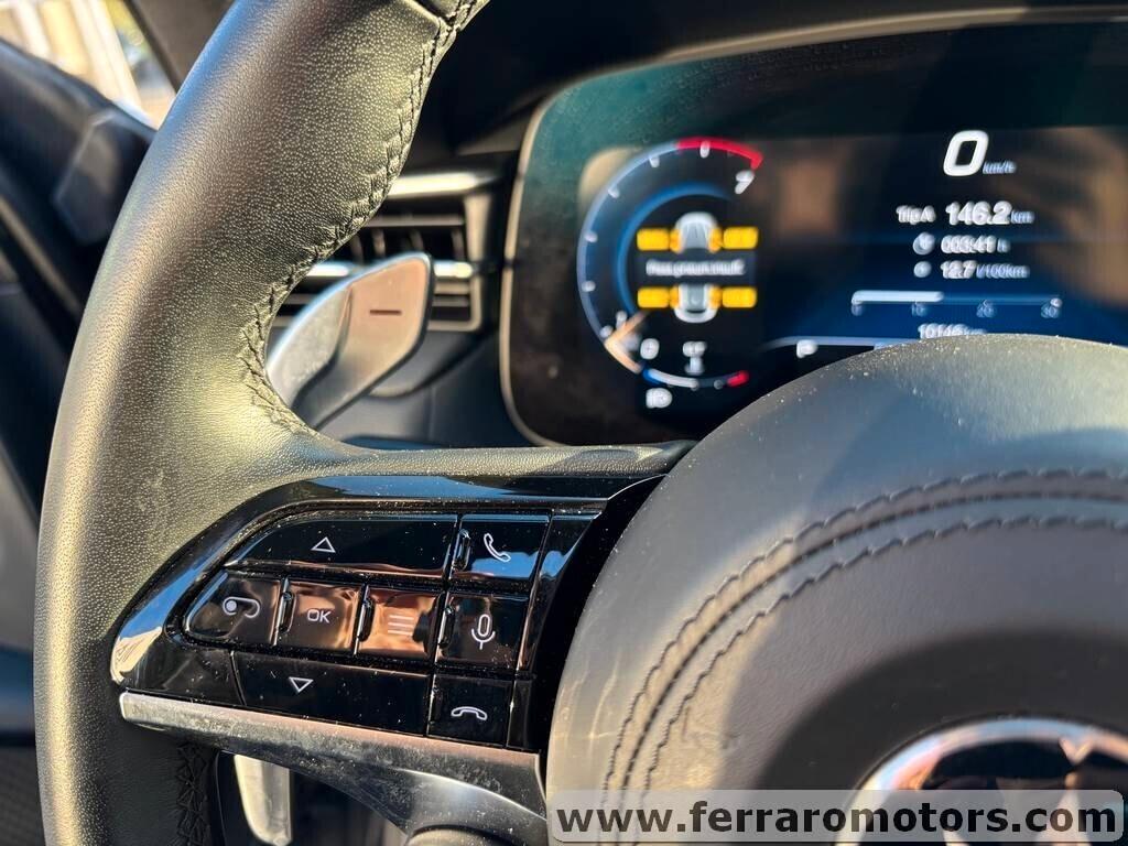 Maserati Grecale MHEV 300 CV solo 10.000 KM IVA ESPOSTA Tua a soli 579 Euro al mese