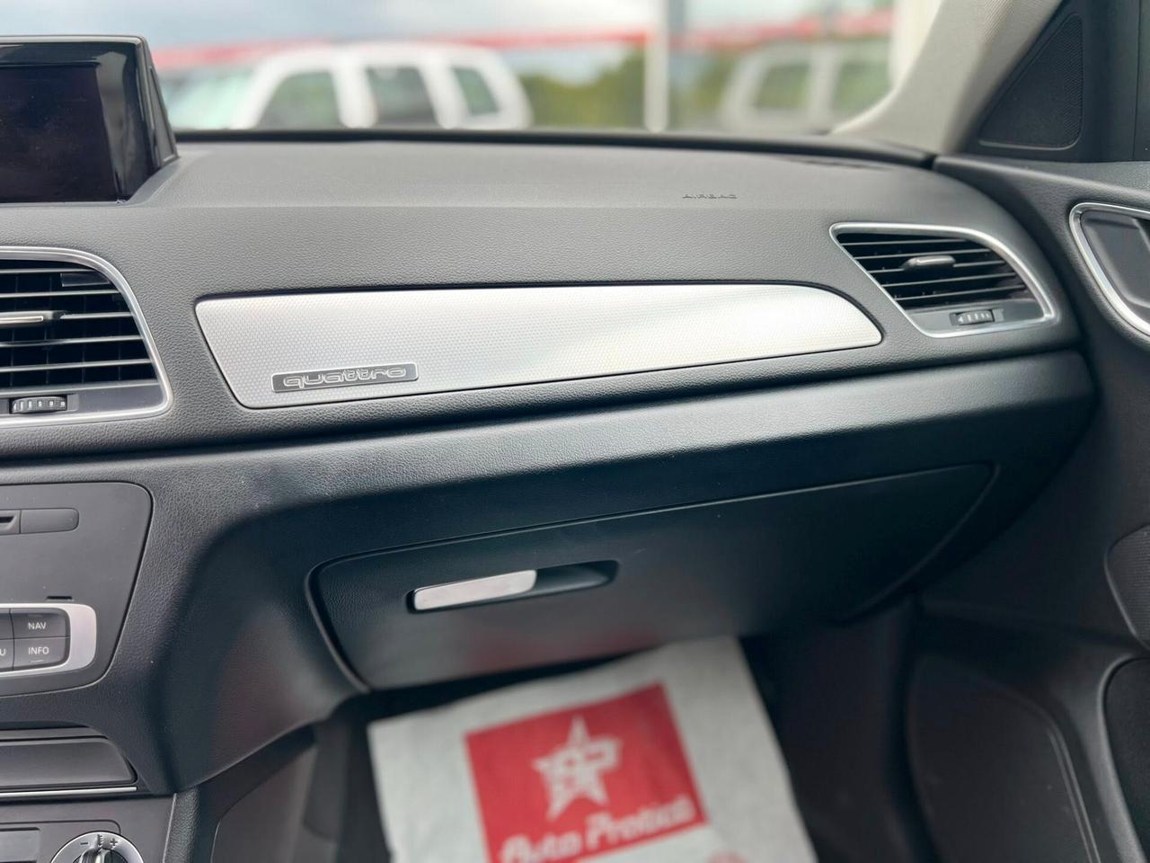 Audi Q3 2.0 TDI quattro S tronic Business