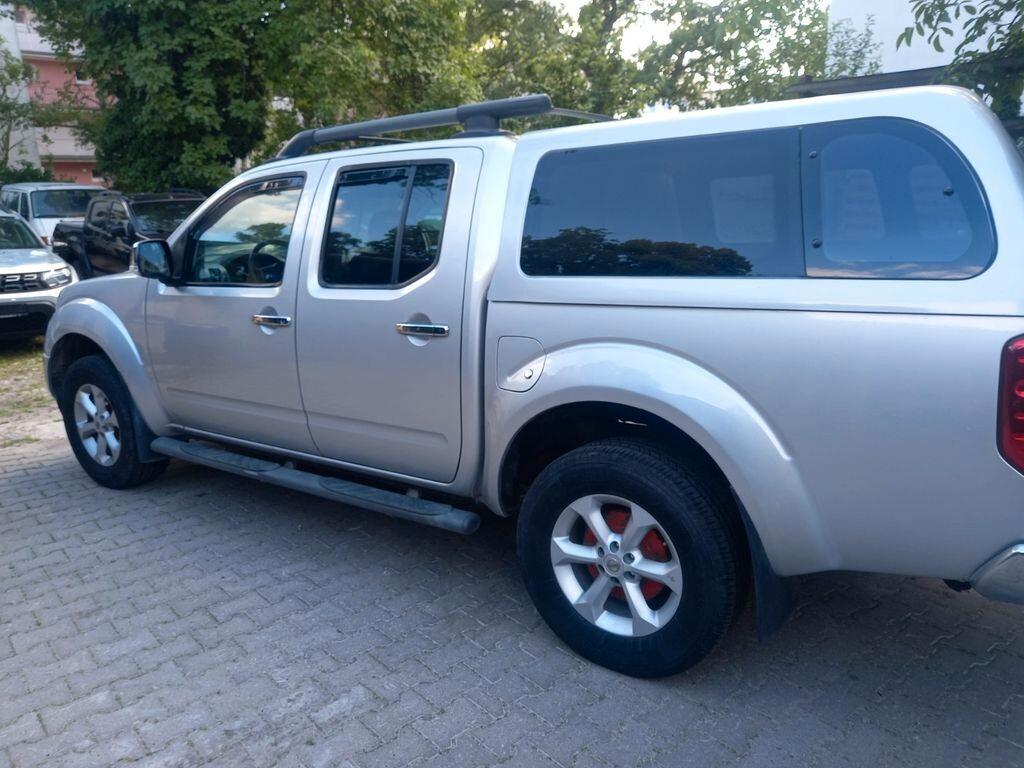 Nissan Navara 2.5 dCi 4 porte Double Cab LE