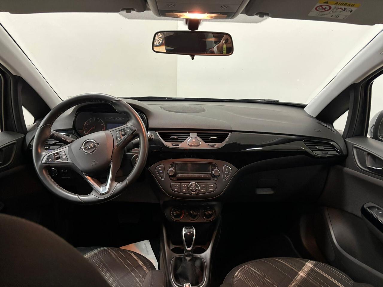 Opel Corsa 1.4 90CV Start&Stop aut. 5 porte 10.500 KM!!