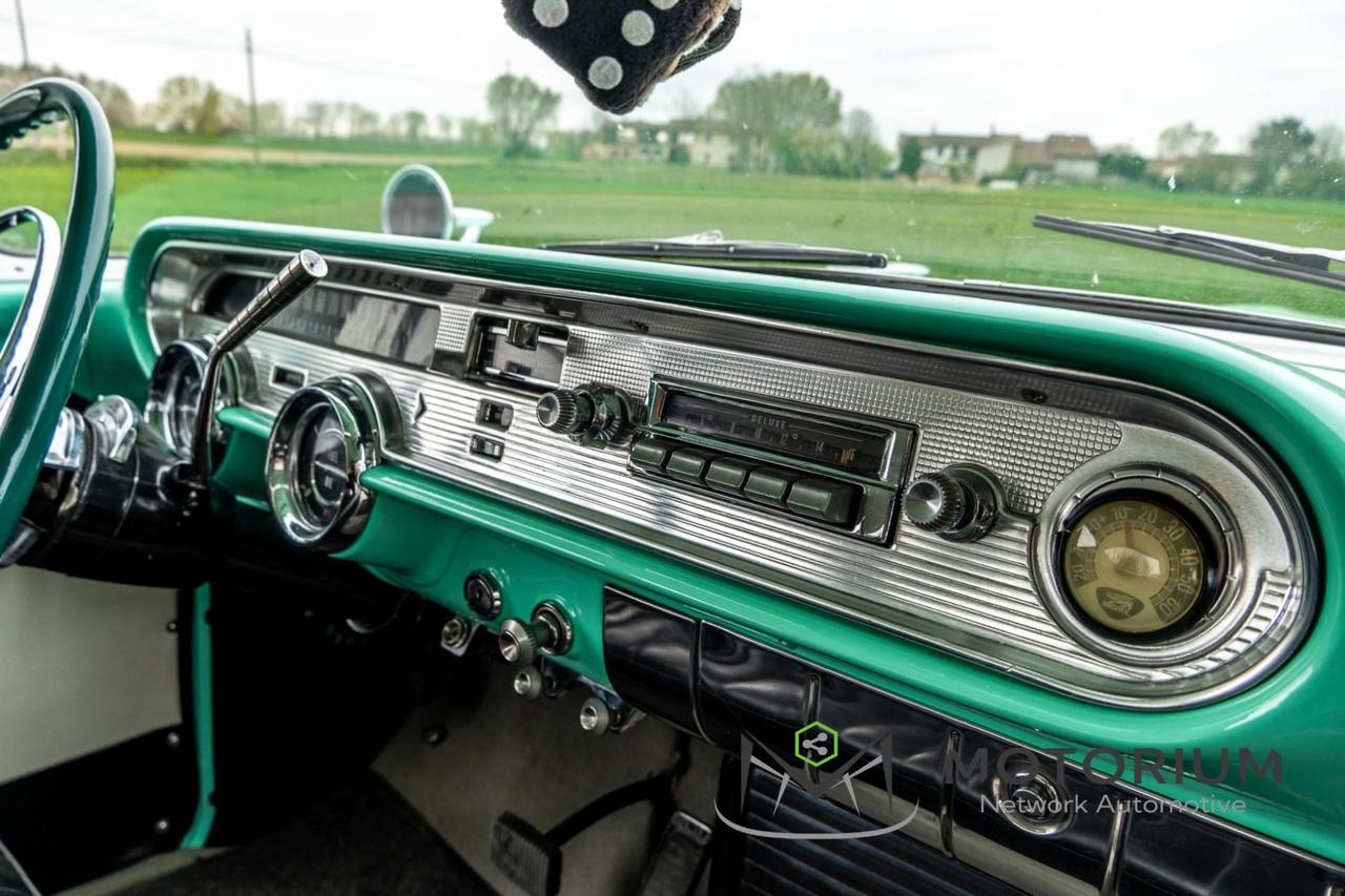 PONTIAC CHIEFTAIN 5.7 V8 - 2 DOOR HARDTOP 1957 - RESTAURO TOTALE