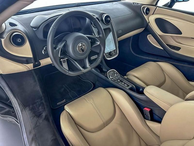 McLaren 570S 540C Coupé - McLaren Milano