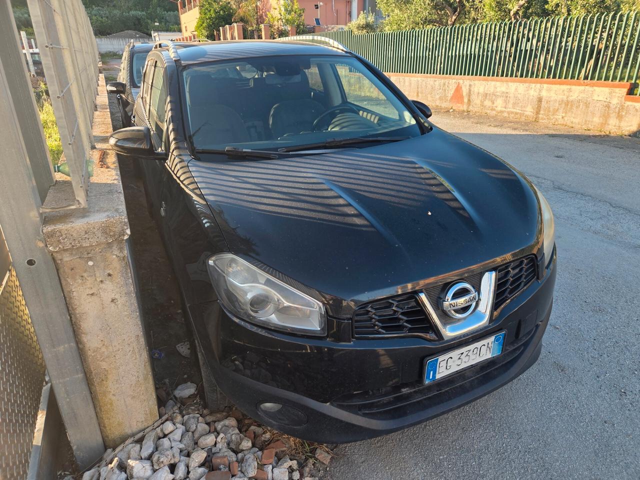 Nissan Qashqai 2.0 dCi DPF n-tec - 2010