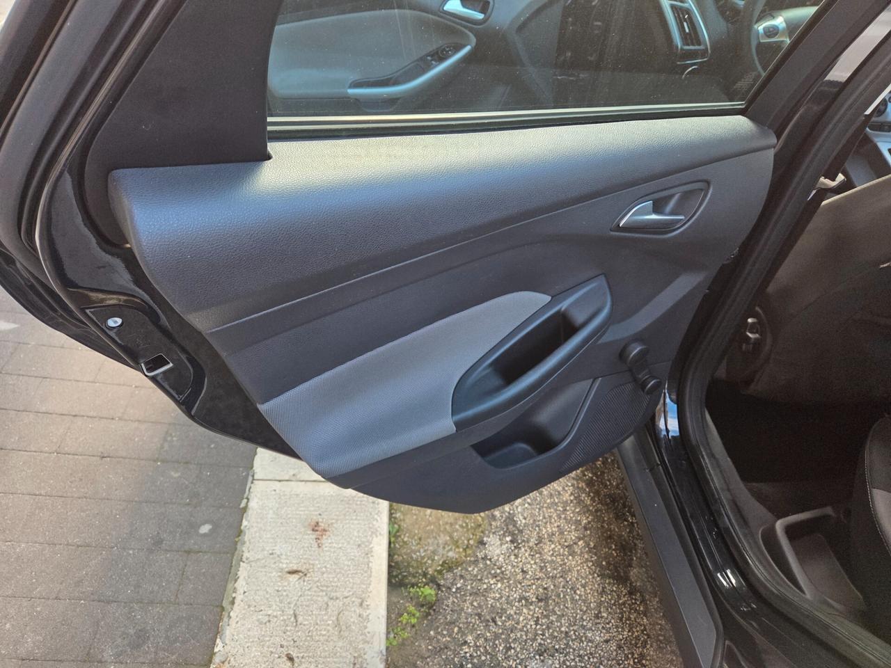 FORD FOCUS 1.6 TDCI 115 CV KM 125000 CERTIFICATI