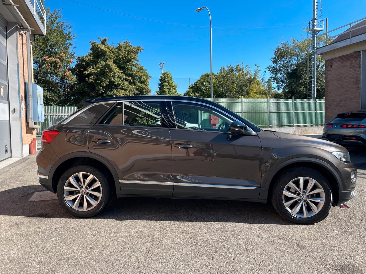 Volkswagen T-Roc 1.0 TSI 115 CV- TAGLIANDI UFFICIALI CASA MADRE