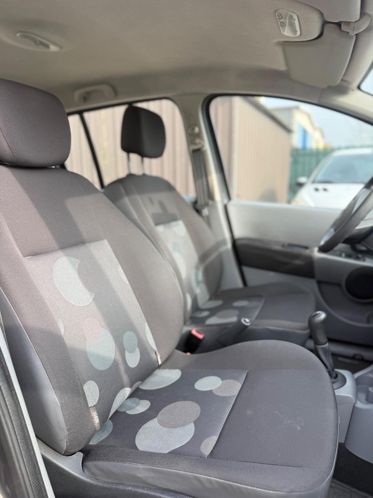 Renault Modus 1.2 16V Luxe