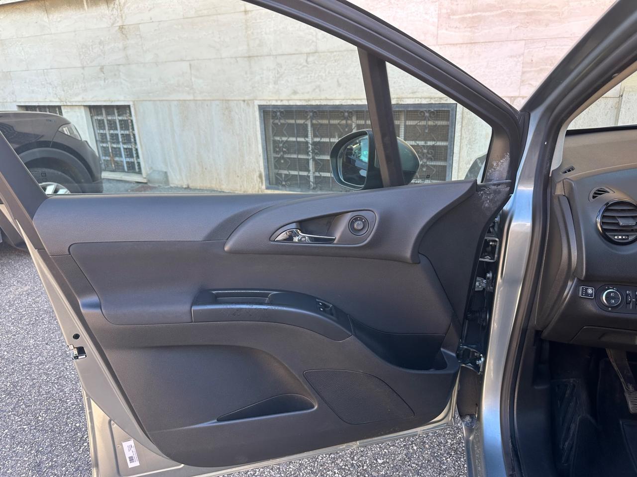 Opel Meriva 1.4 Turbo 120CV GPL Tech Design Edition