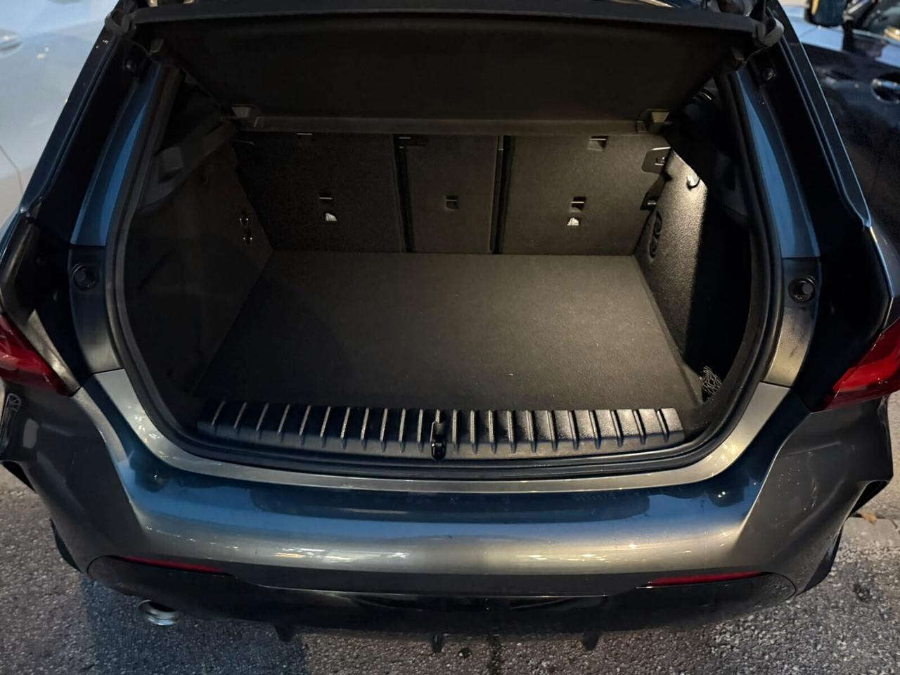 Bmw 118 118i 5p. Business Advantage