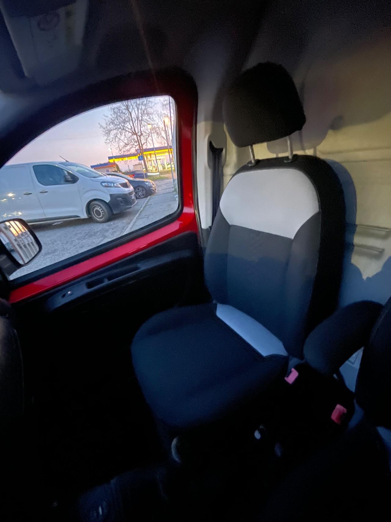 Fiat Fiorino 1.3 MJT 95CV Cargo Adventure