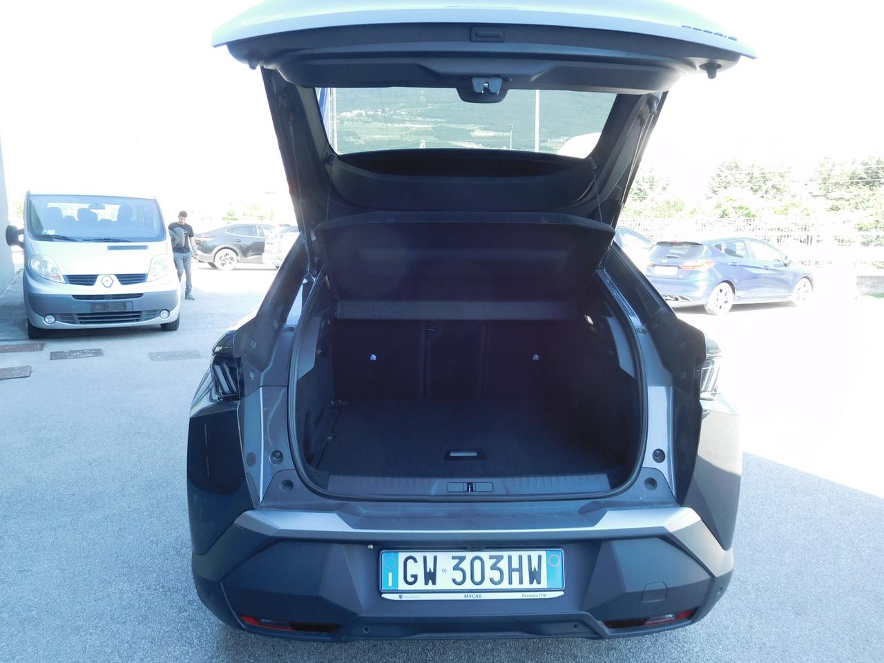 Peugeot 3008 Hybrid 136 e-DCS6 Allure