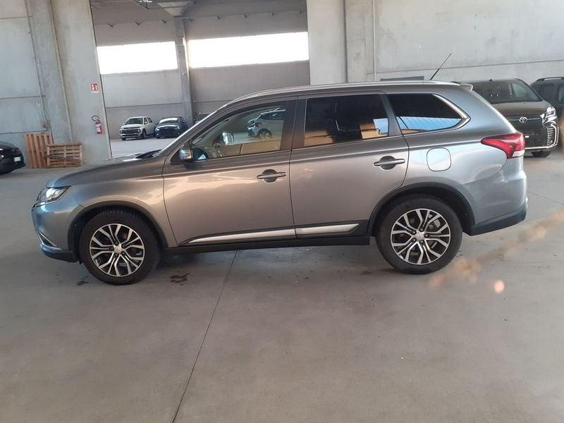 Mitsubishi Outlander Outlander 2.2 DI-D 4WD Instyle 7p.