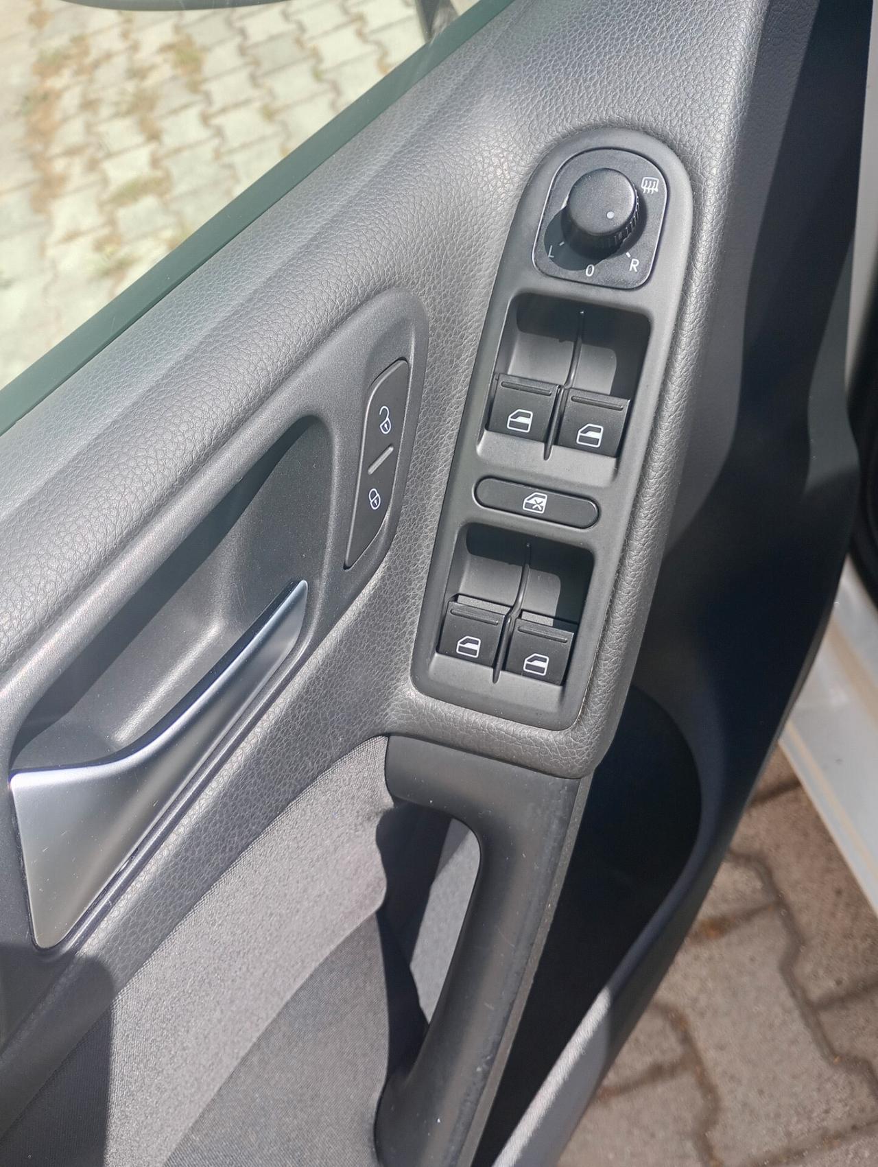 Volkswagen Golf 1.6 TDI DPF 5p. Comfortline