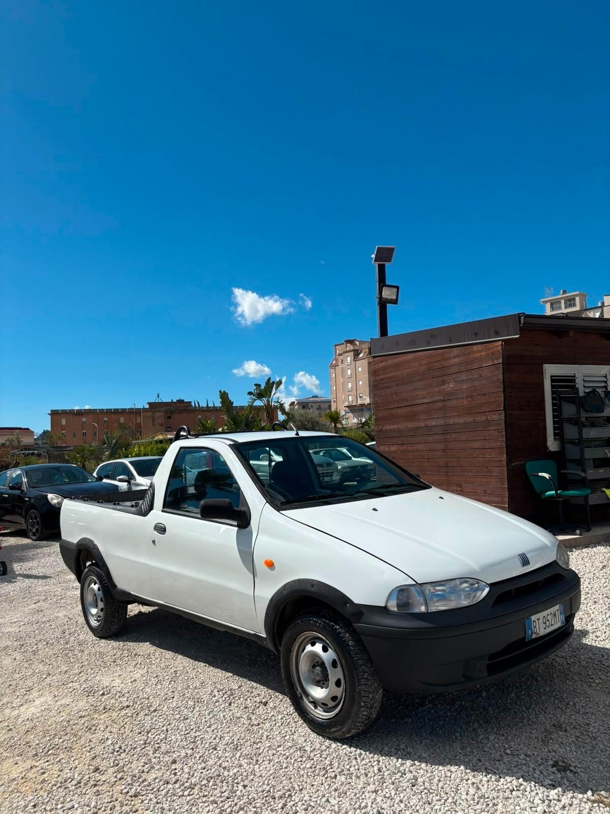Fiat Strada 1.9 diesel Pick-up