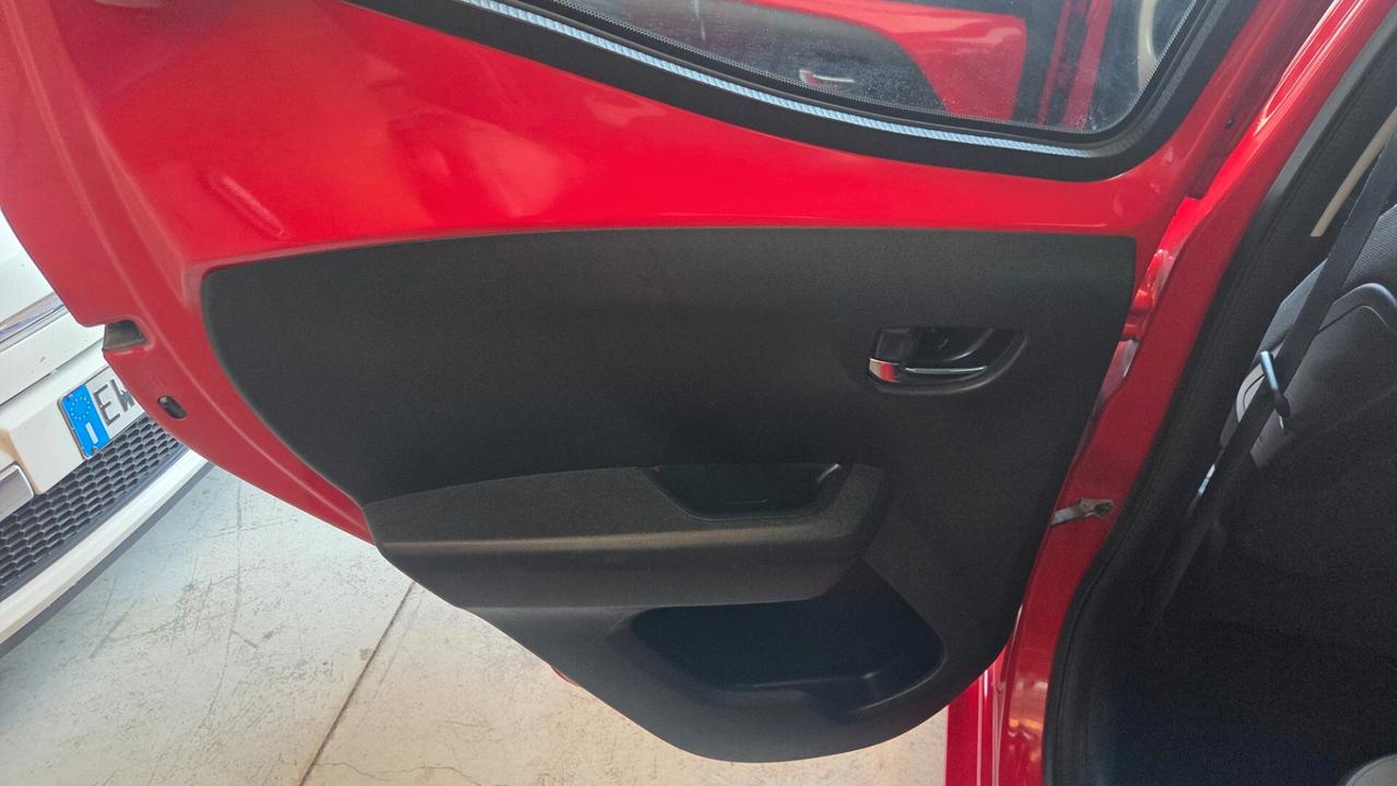 Toyota Aygo 1.0 VVT-i 69 CV UNICO PROPRIETARIO KM 48.000