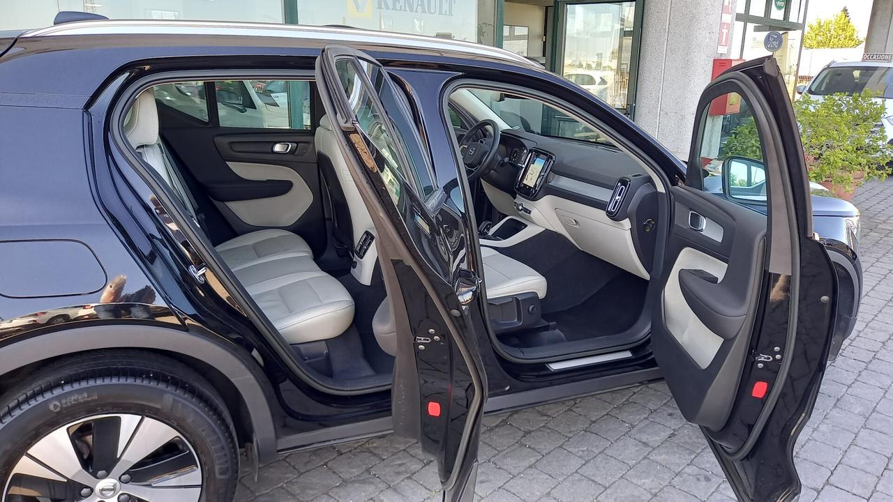 Volvo XC40 T5 Recharge Plug-in Hybrid Inscription Expression auto