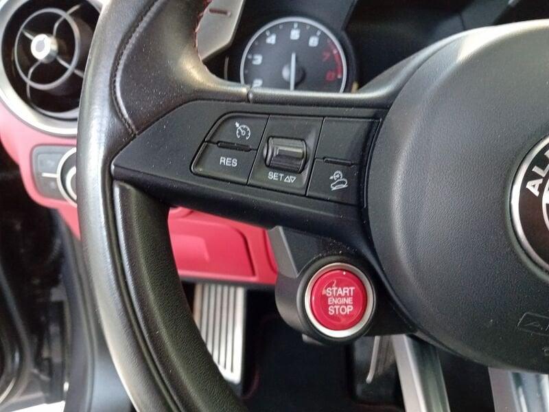Alfa Romeo Stelvio 2.9 Bi-Turbo V6 510 CV AT8 Quadrifoglio