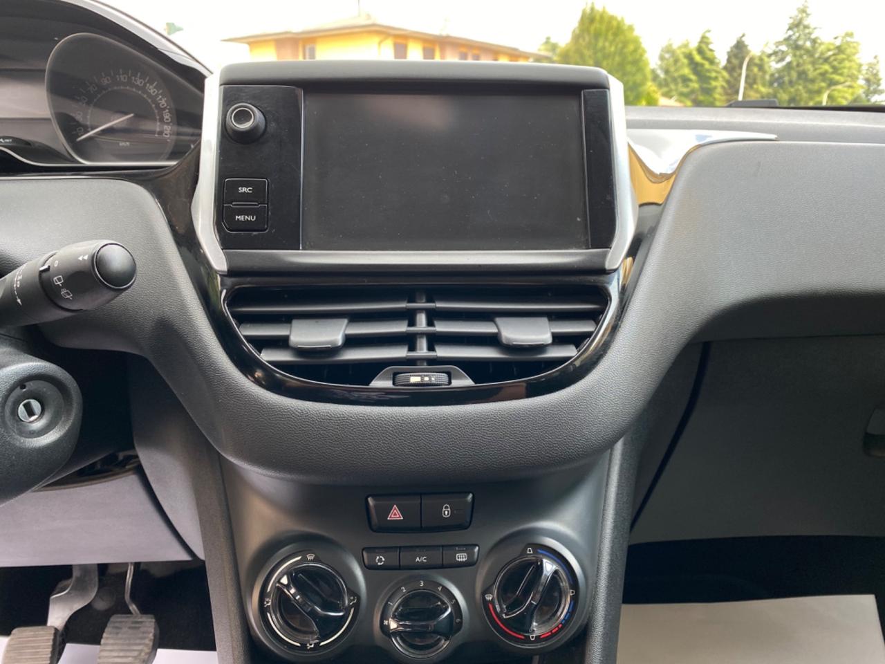 Peugeot 208 PureTech Ok Neopatentati