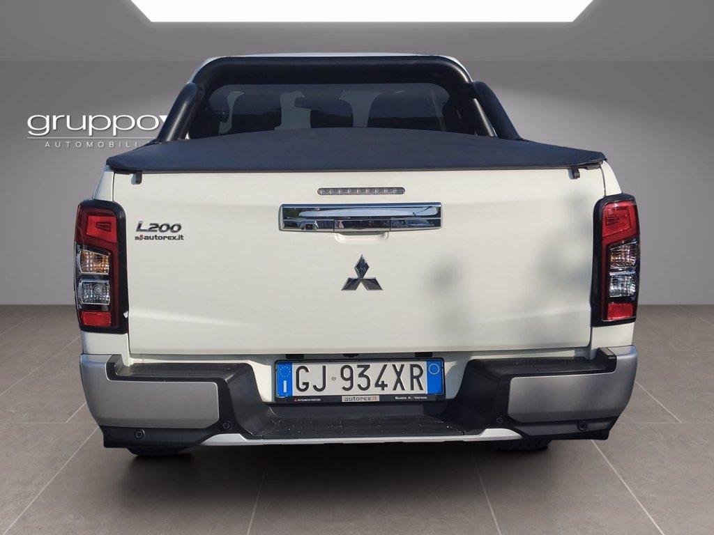 MITSUBISHI L200 d.cab 2.3d Diamond Pack 1 Intouch 4wd 150cv auto del 2022