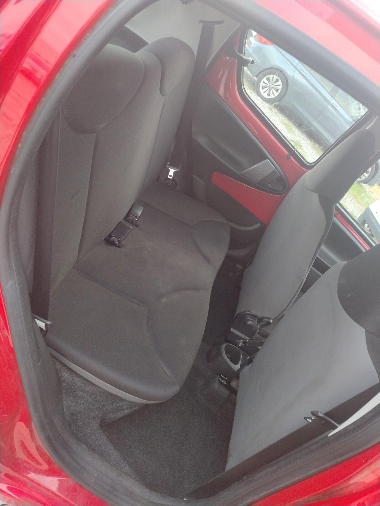 Toyota Aygo 1.0 12V VVT-i 5 porte Cool Soda Connect