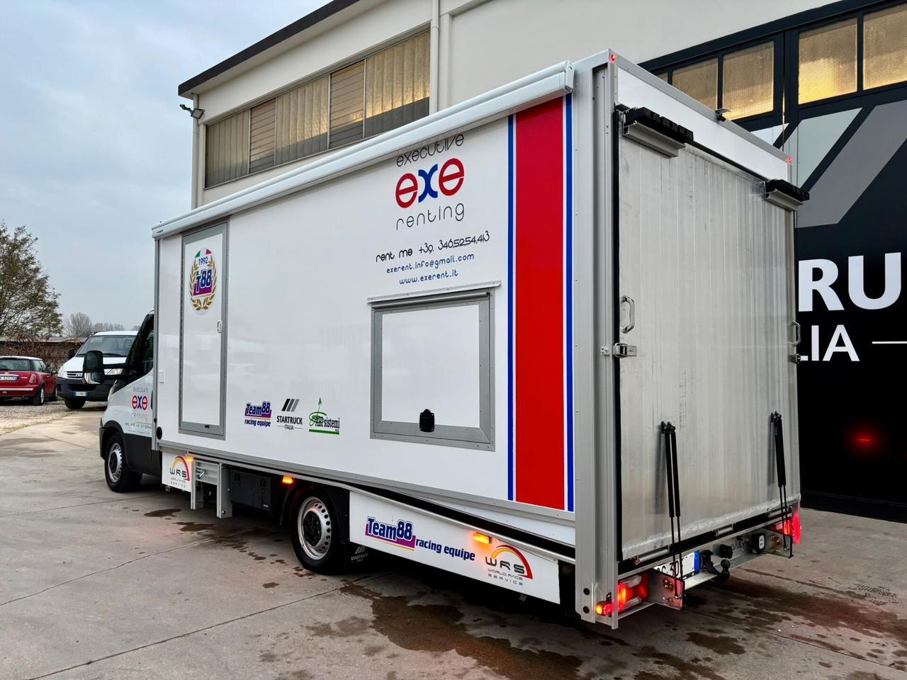 Allestimento trasporto auto coperto carroattrezzi