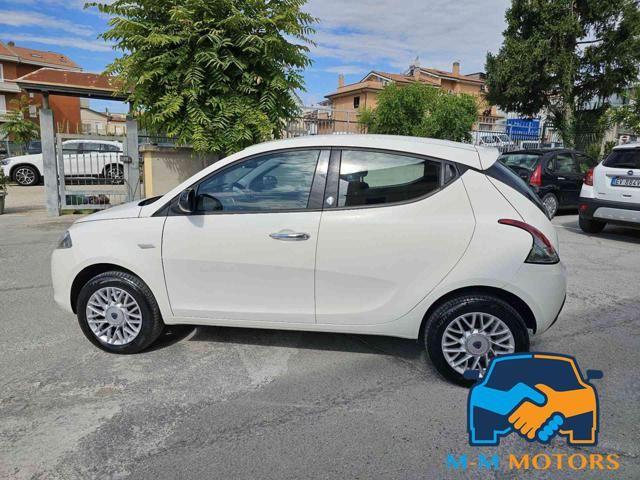 LANCIA Ypsilon 0.9 TwinAir 85 CV 5 porte Metano Ecochic Gold