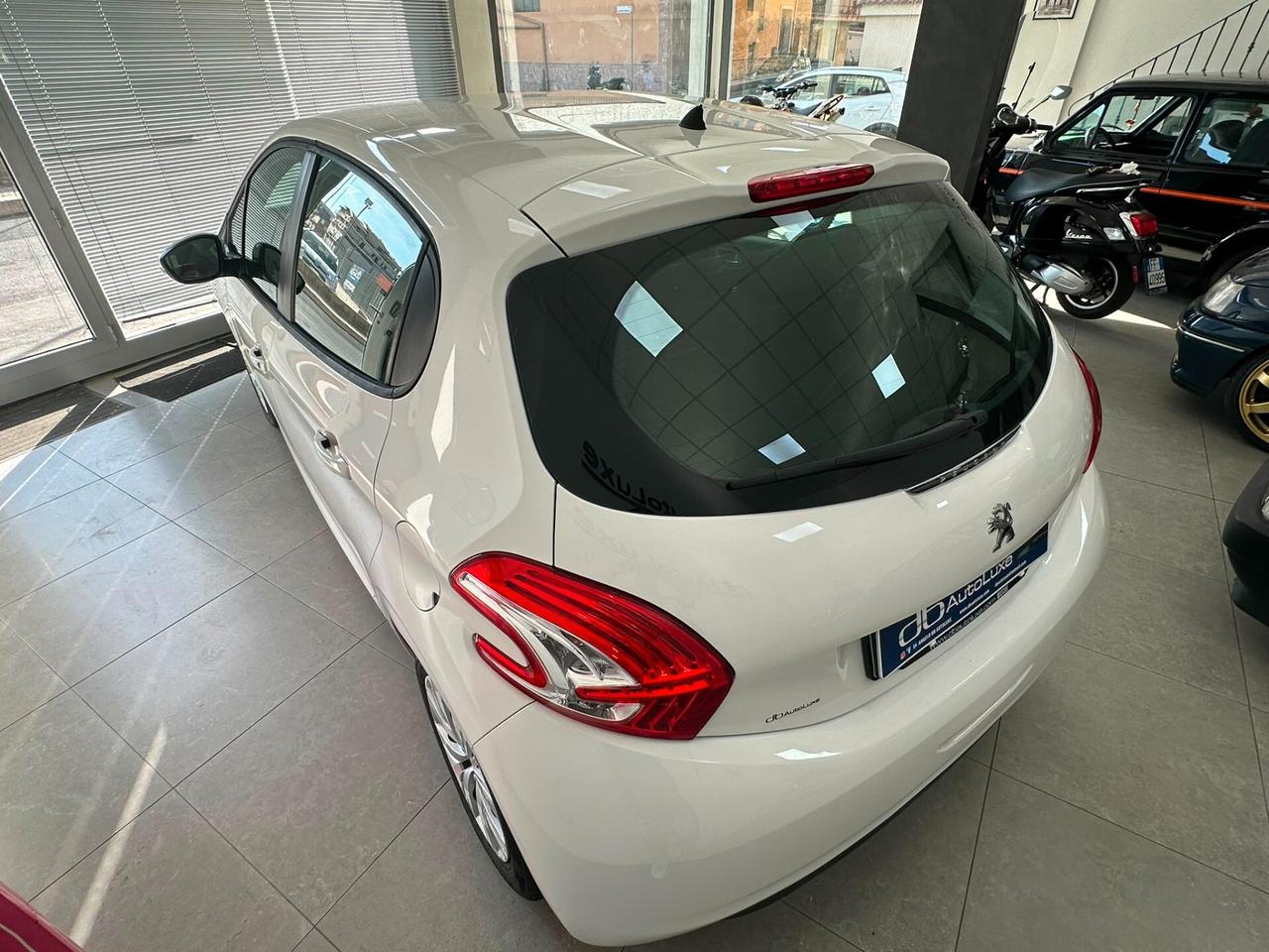 Peugeot 208 1.2 VTi 82 CV 5 porte Access