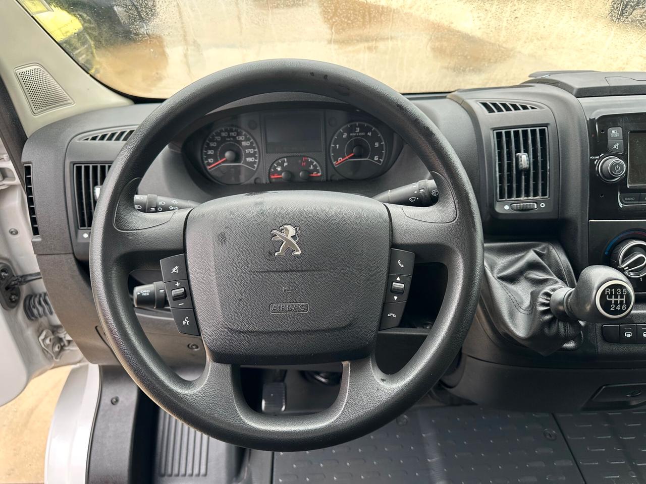 Peugeot Boxer 2.2 BlueHDi 140 L2H2 2022