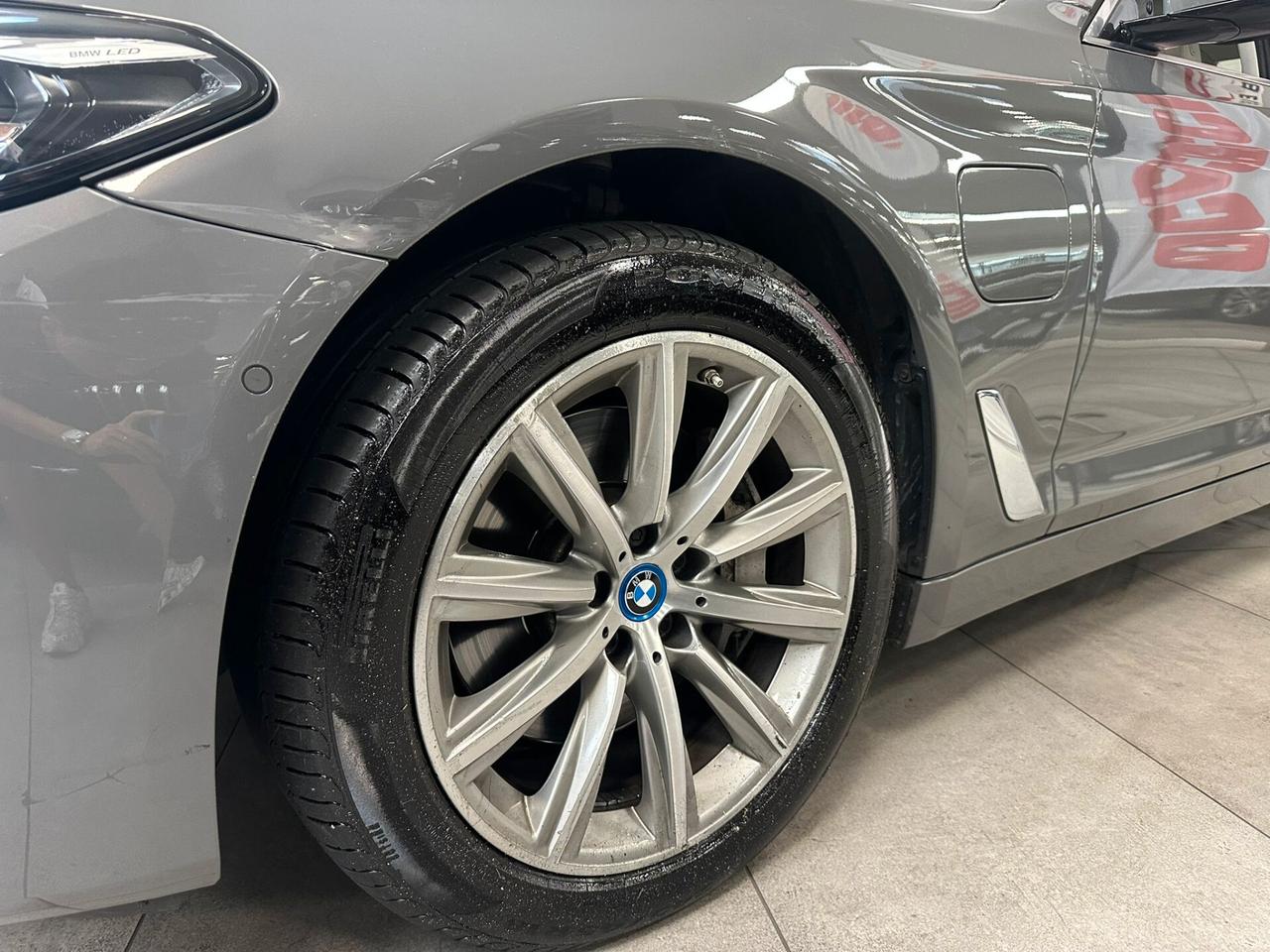 Bmw 3.0 hybrid 545e xDrive Luxury