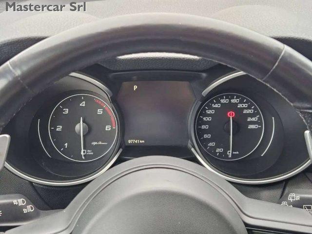 ALFA ROMEO Stelvio Stelvio 2.2 t Executive Q4 190cv auto - GF824LF